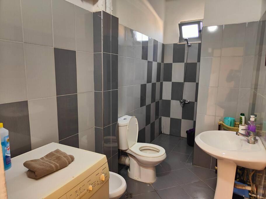 Bright Guest 15 Min By Bus To Center * Tirana